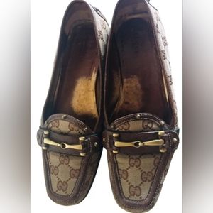 Gucci Flats